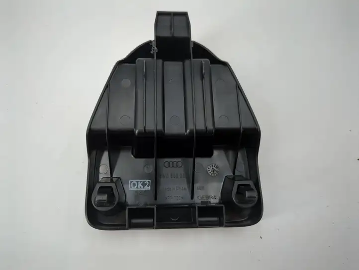 Audi A3/S3 8Y (2020 - ) 8W0860285 Держатель аварийного знака — фото 1