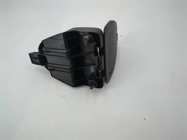 Audi A3/S3 8Y (2020 - ) 8W0860285 Держатель аварийного знака — фото 5