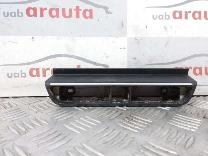 8U1941567 Audi Q3 8U Kita panelės detalė