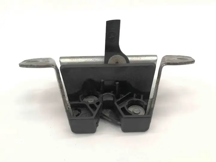 Toyota Aygo AB10 (2008 - 2012) 693500H010 Замок крышки багажника — фото 3