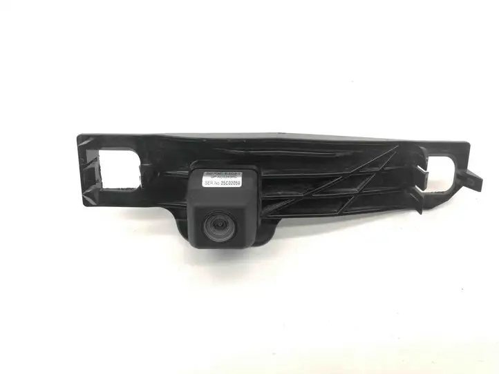 Toyota Verso (2009 - 2012) 8679064051 Камера заднего вида в бампере — фото 1