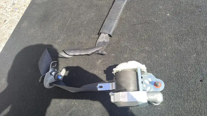 Hyundai Santa Fe (2015 - 2018)  88102W250 Передний ремень безопасности