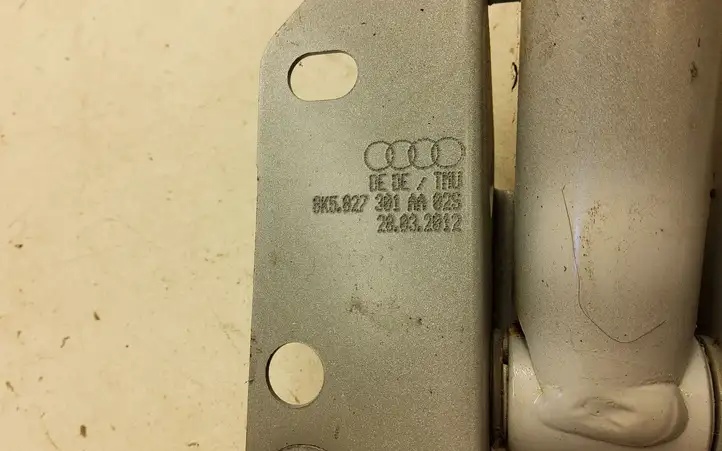 Audi A4 S4 B8 8K (2011 - 2015) 8K5827301AA Петли крышки багажника — фото 2
