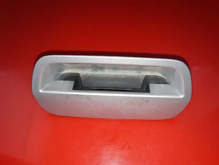 Chevrolet Cruze (2012 - 2015) 96072320 Ручка крышки багажника — фото 1