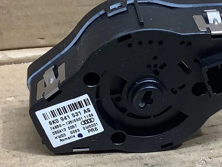Audi A4 S4 B8 8K (2011 - 2015) 5N0827566T Ручка крышки багажника — фото 4