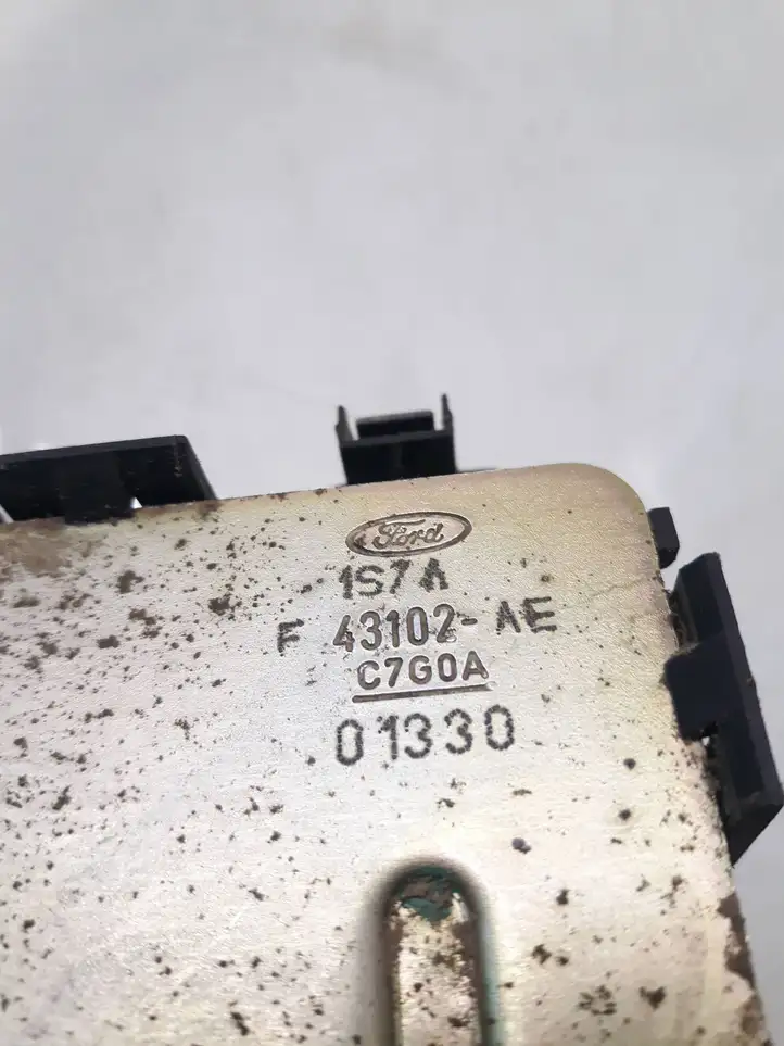 Ford Mondeo Mk III (2000 - 2007) 1s7af43102ae Замок крышки багажника — фото 2