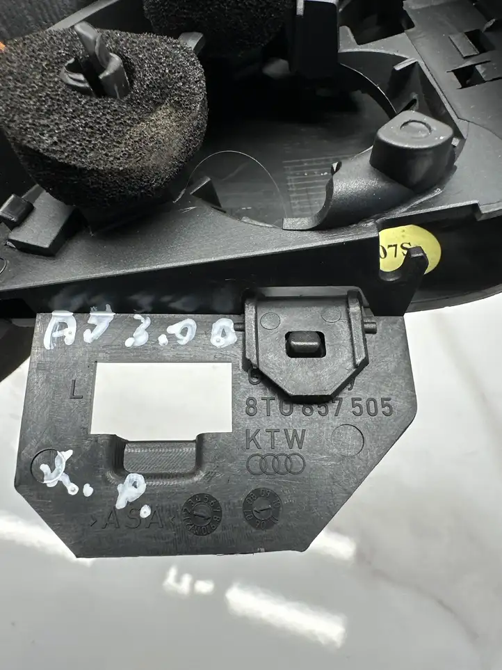 Audi A5 8T 8F (2007 - 2011) 8T0857505 Накладка динамика передней двери — фото 6