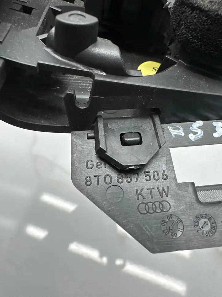 Audi A5 8T 8F (2007 - 2011) 8T0857506 Накладка динамика передней двери — фото 6