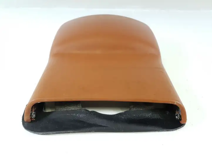     4G43-3F902 Отделка рулевой колонки