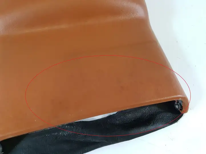     4G43-3F902 Отделка рулевой колонки