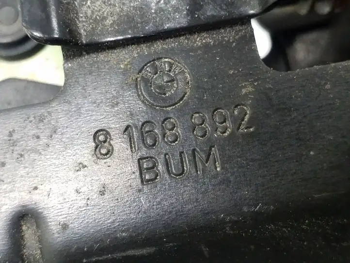 BMW 5 E39 (1996 - 2003) 8168892 Замок крышки багажника — фото 4