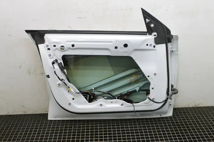 Tesla Model Y (2019 - 2024) Дверь — фото 2