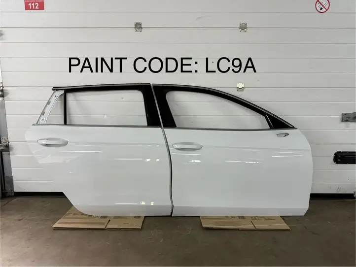 Volkswagen PASSAT B9 (2023 - ) Дверь — фото 1