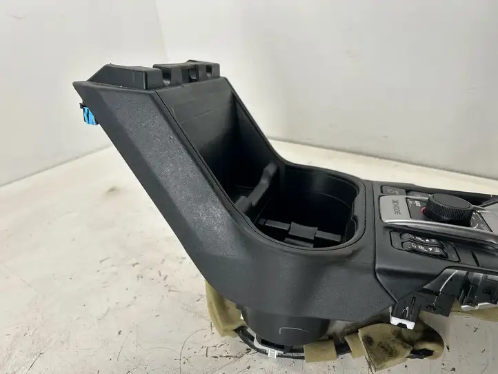 Subaru Forester SK (2018 - 2025) 92121SJ580 Рамка рычага КПП — фото 14