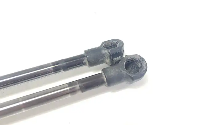 Toyota Yaris (2003 - 2005) 689500D010 Амортизатор крышки багажника — фото 2