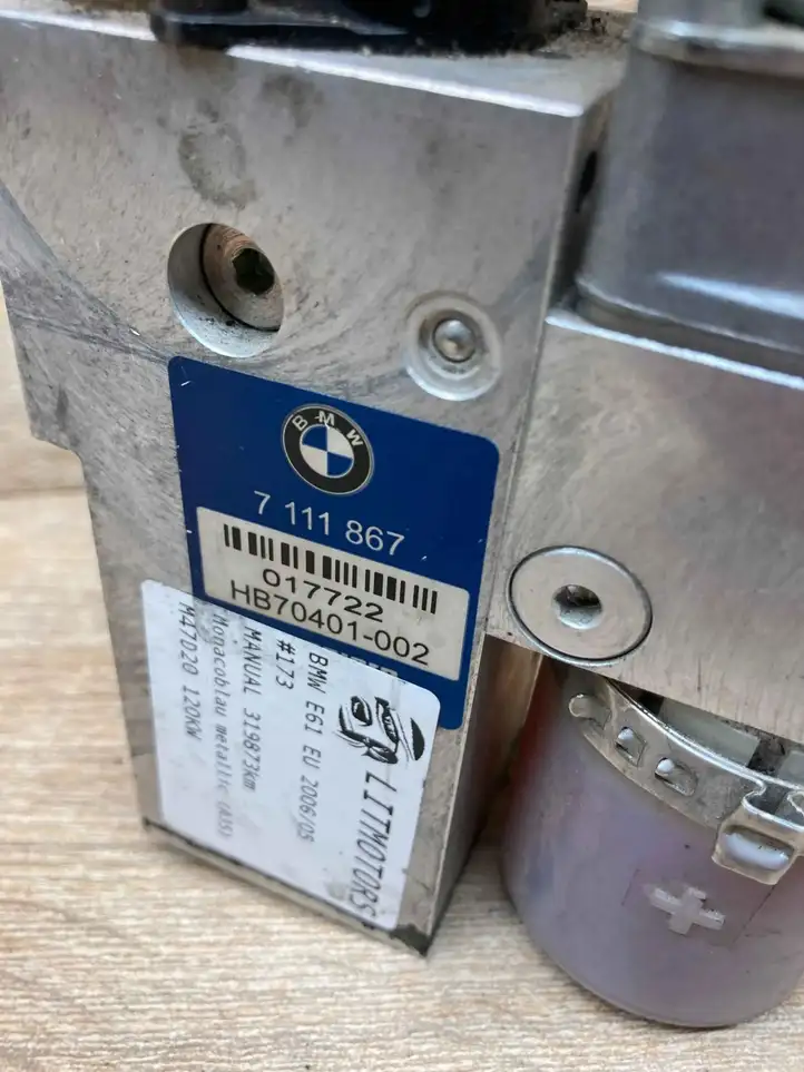 BMW 5 E60 E61 (2004 - 2010) 7111867 Насос гидропривода багажника — фото 5