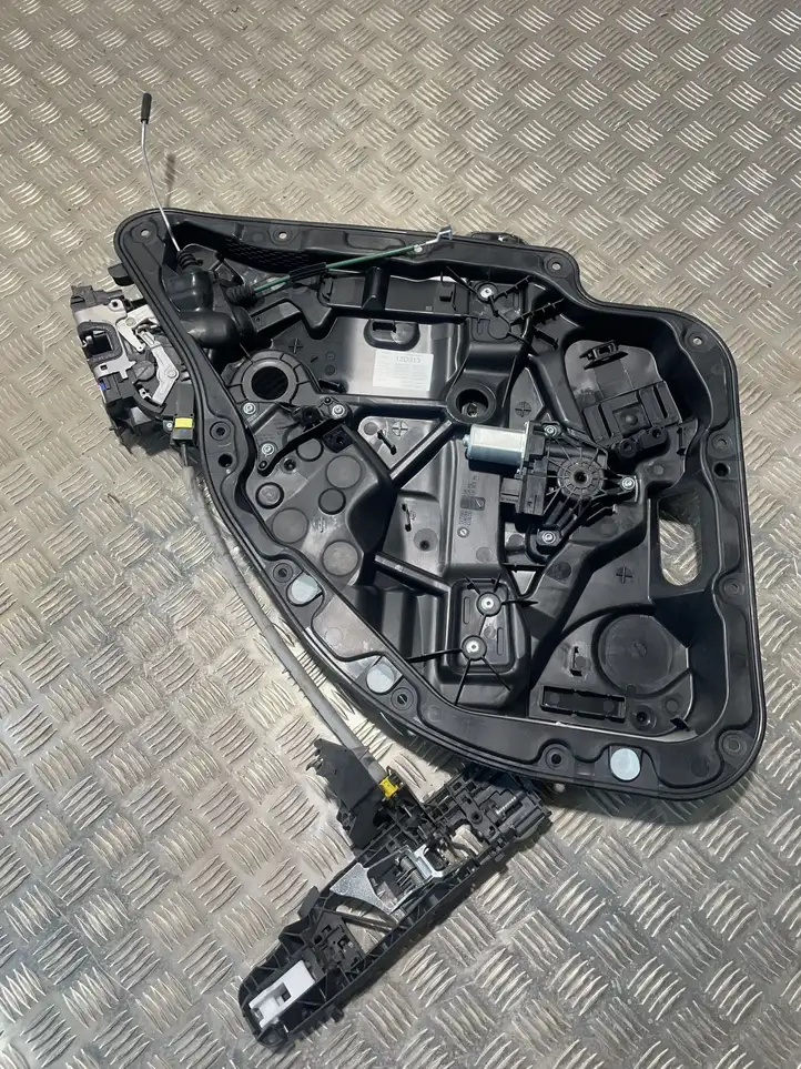 Mercedes-Benz GLC X253/C253 (2015 - ) A2059000728 Механический стеклоподъемник задней двери — фото 1