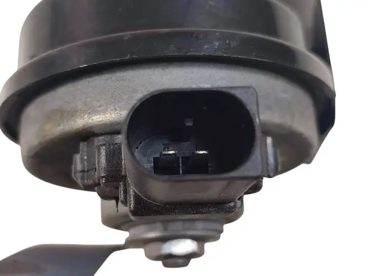 BMW 5 G30 G31 (2016 - )  734294606 Реле звукового сигнала