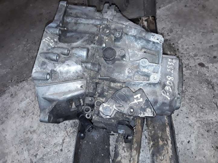 9686219510 Peugeot 5008 Mechaninė 6 pavarų dėžė