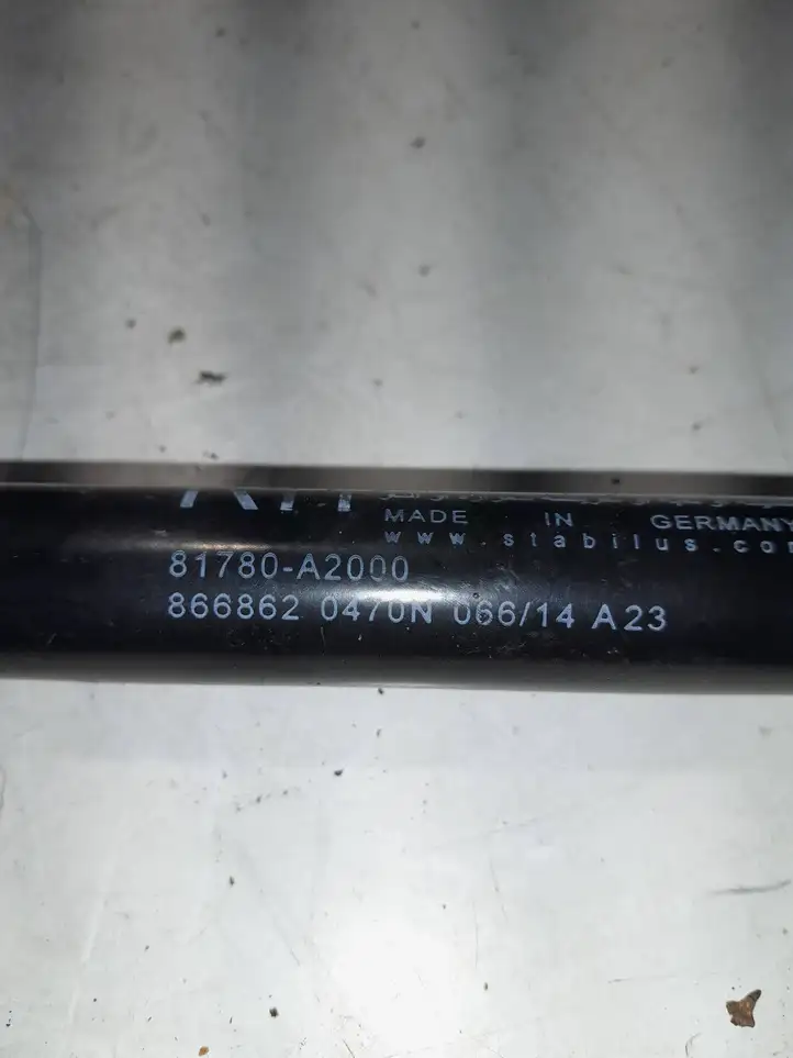 Kia Ceed (2012 - 2015) 81780A2000 Амортизатор крышки багажника — фото 3