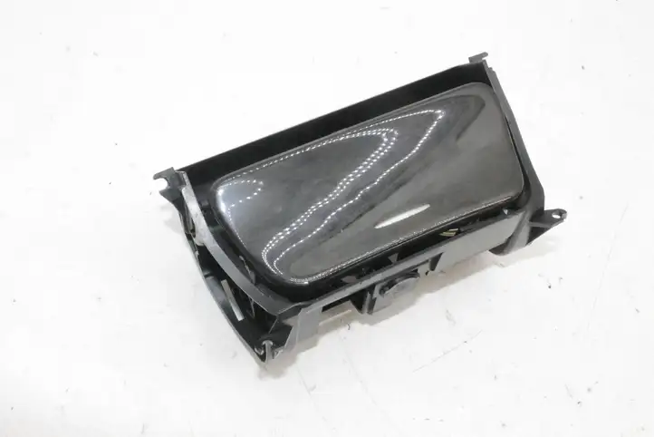 Mercedes-Benz SL R230 (2001 - 2012) A2308100030 Передняя пепельница — фото 1