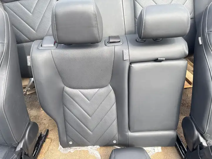 Lexus NX (2021 - ) Комплект салона — фото 8