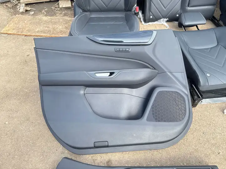 Lexus NX (2021 - ) Комплект салона — фото 14