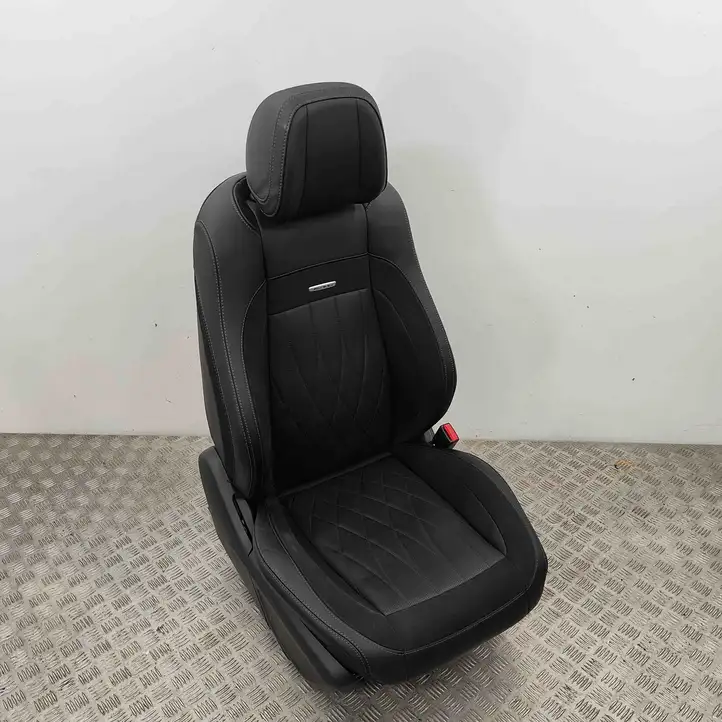 Mercedes-Benz GLS X167 (2019 - ) A1677372101 Комплект салона — фото 8