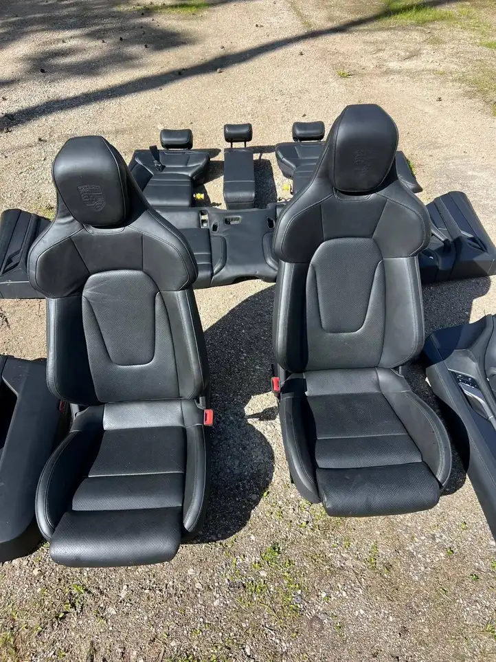 Porsche Taycan 9J1 (2019 - ) Комплект салона — фото 7