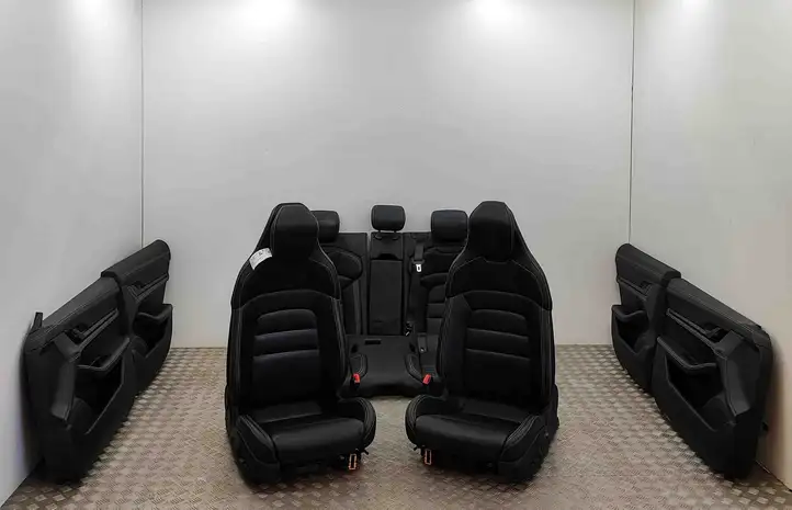 Porsche Taycan 9J1 (2019 - ) 9J1867012 Комплект салона — фото 1