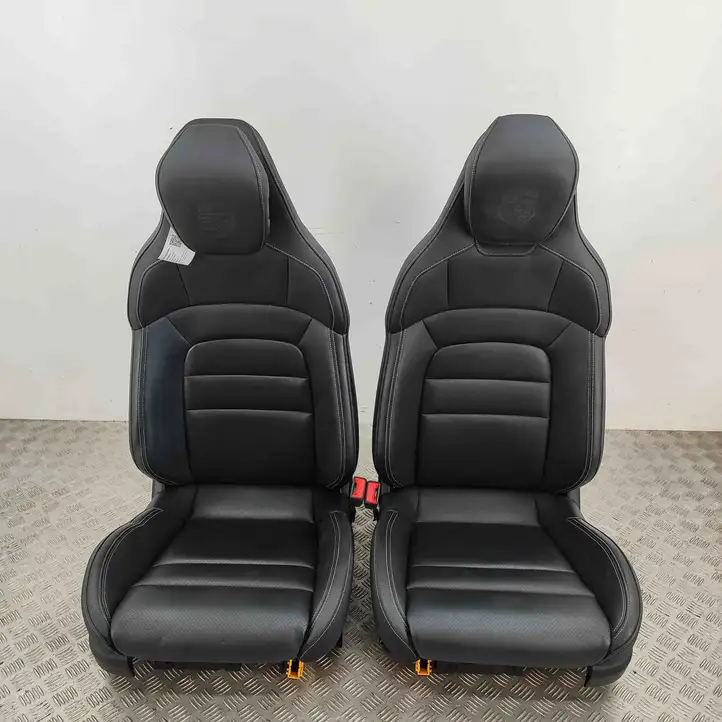 Porsche Taycan 9J1 (2019 - ) 9J1867012 Комплект салона — фото 12