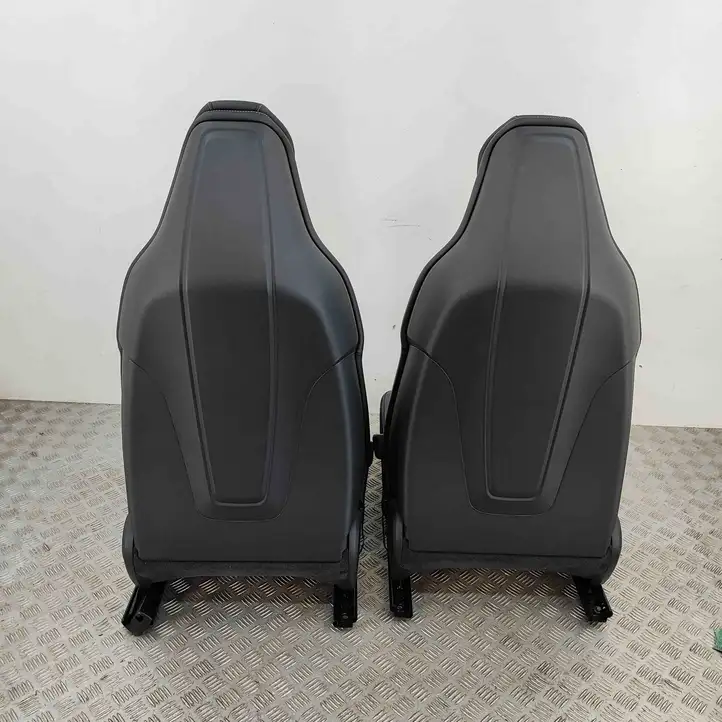 Porsche Taycan 9J1 (2019 - ) 9J1867012 Комплект салона — фото 18