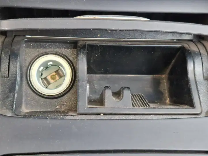 Mercedes-Benz CLA C117,X117,W117 (2013 - 2019) A1768100079 Передняя пепельница — фото 13