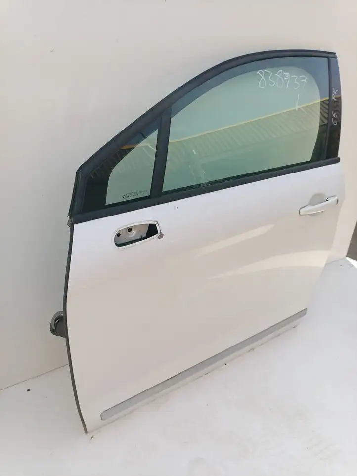 Citroen C5 (2008 - 2017) 9657427580 Ветровик задней двери — фото 3