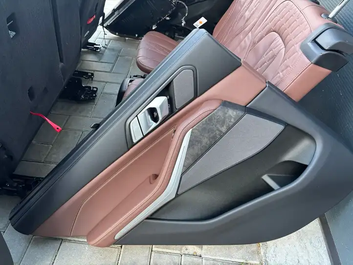 BMW X5 G05 (2018 - ) Комплект салона — фото 4