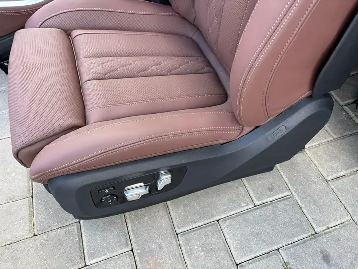 BMW X5 G05 (2018 - ) Комплект салона — фото 6