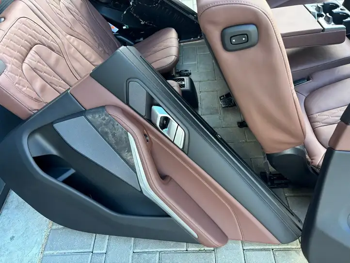 BMW X5 G05 (2018 - ) Комплект салона — фото 8