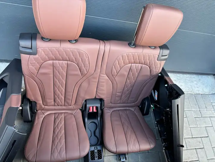 BMW X5 G05 (2018 - ) Комплект салона — фото 9