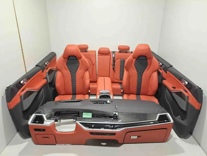 BMW X5 G05 (2018 - ) 8095941 Комплект салона — фото 1