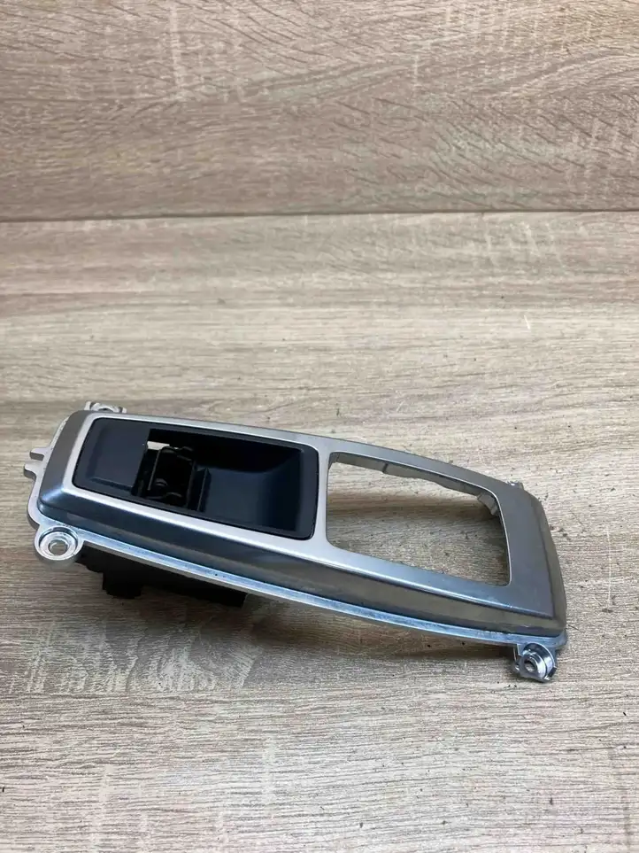 BMW X5 E70 (2006 - 2013) 9156133 Кнопка ручного тормоза — фото 3