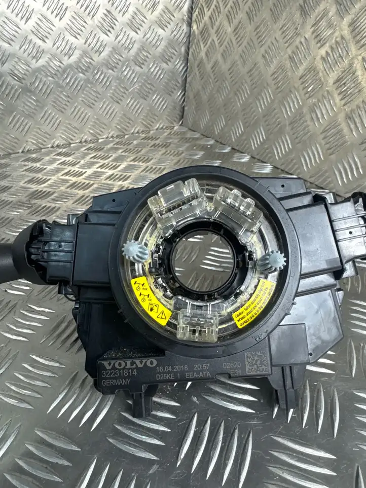Volvo XC90 (2014 - 2019) 32231814 Контактное кольцо SRS — фото 4
