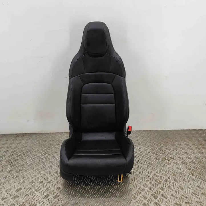 Porsche Taycan 9J1 (2019 - ) 9J1885891F Комплект салона — фото 5