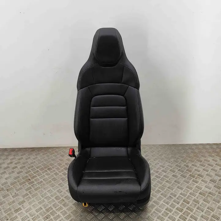 Porsche Taycan 9J1 (2019 - ) 9J1885891F Комплект салона — фото 6