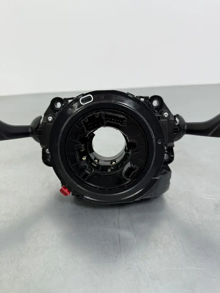 BMW X5 G05 (2018 - ) 9436676 Контактное кольцо SRS — фото 6