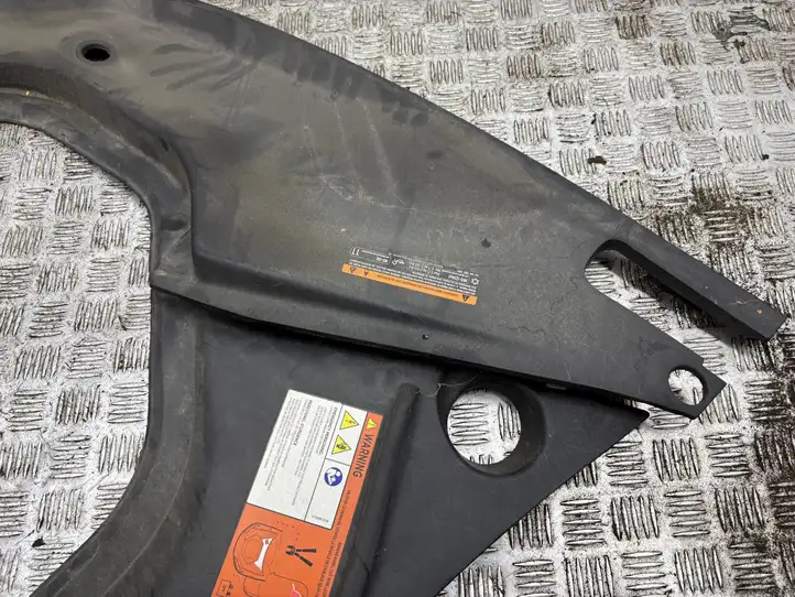 Tesla Model S (2012 - 2016) 102864300B Обшивка бардачка — фото 9