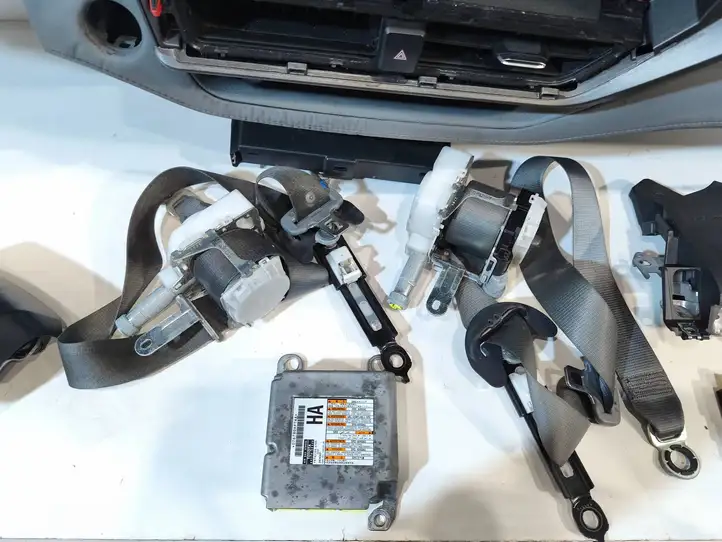 Toyota Highlander XU70 (2019 - ) 076780AP1NA Комплект подушек безопасности с торпедой — фото 33