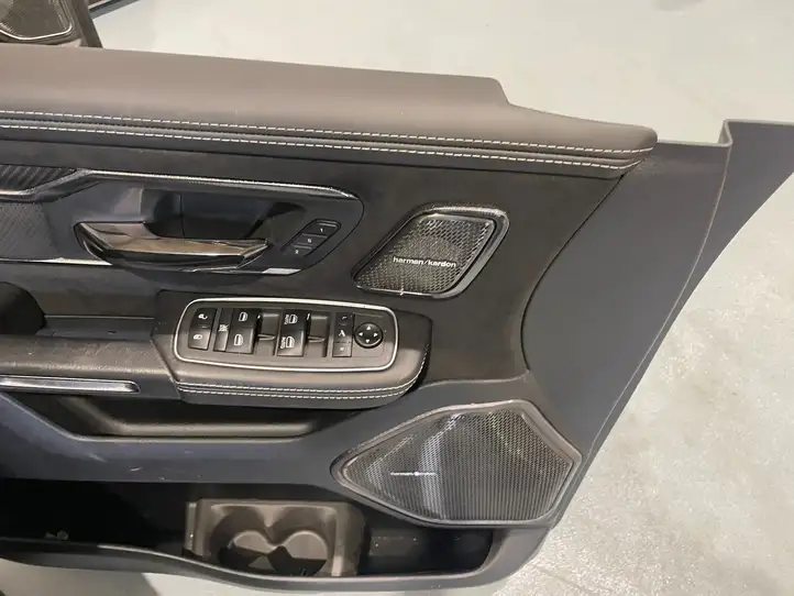 Dodge Ram (2018 - ) Комплект салона — фото 20