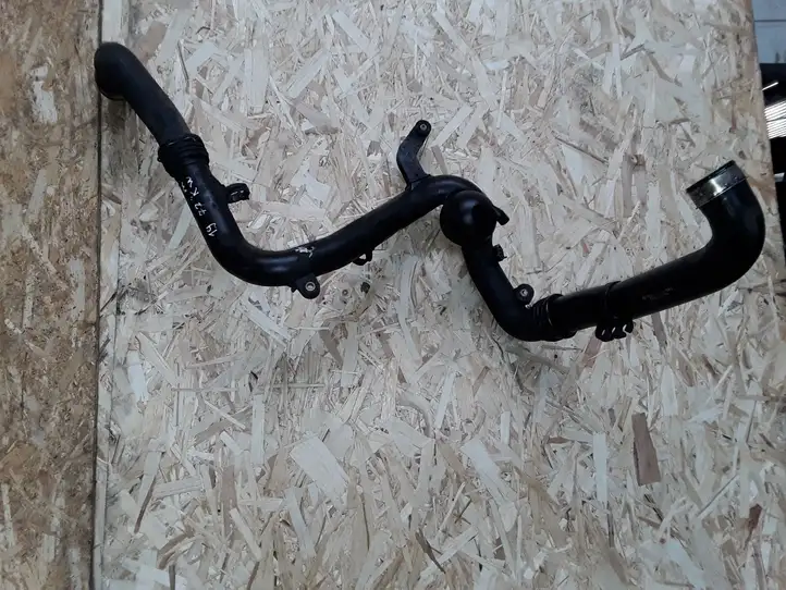 Seat Toledo III (5P) (2004 - 2009) 1K0145770B Кронштейны,патрубки и шланги интеркулера — фото 1
