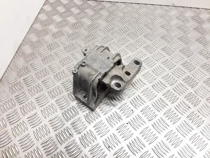 Volkswagen PASSAT B6 (2005 - 2010) 1K0199262 Опора двигателя — фото 1