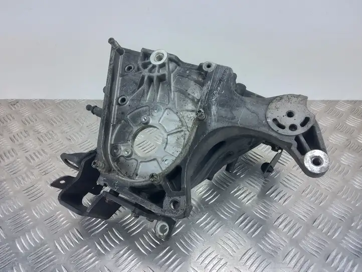Opel Zafira C (2014 - 2016) 55574721 Кронштейн топливного насоса — фото 1